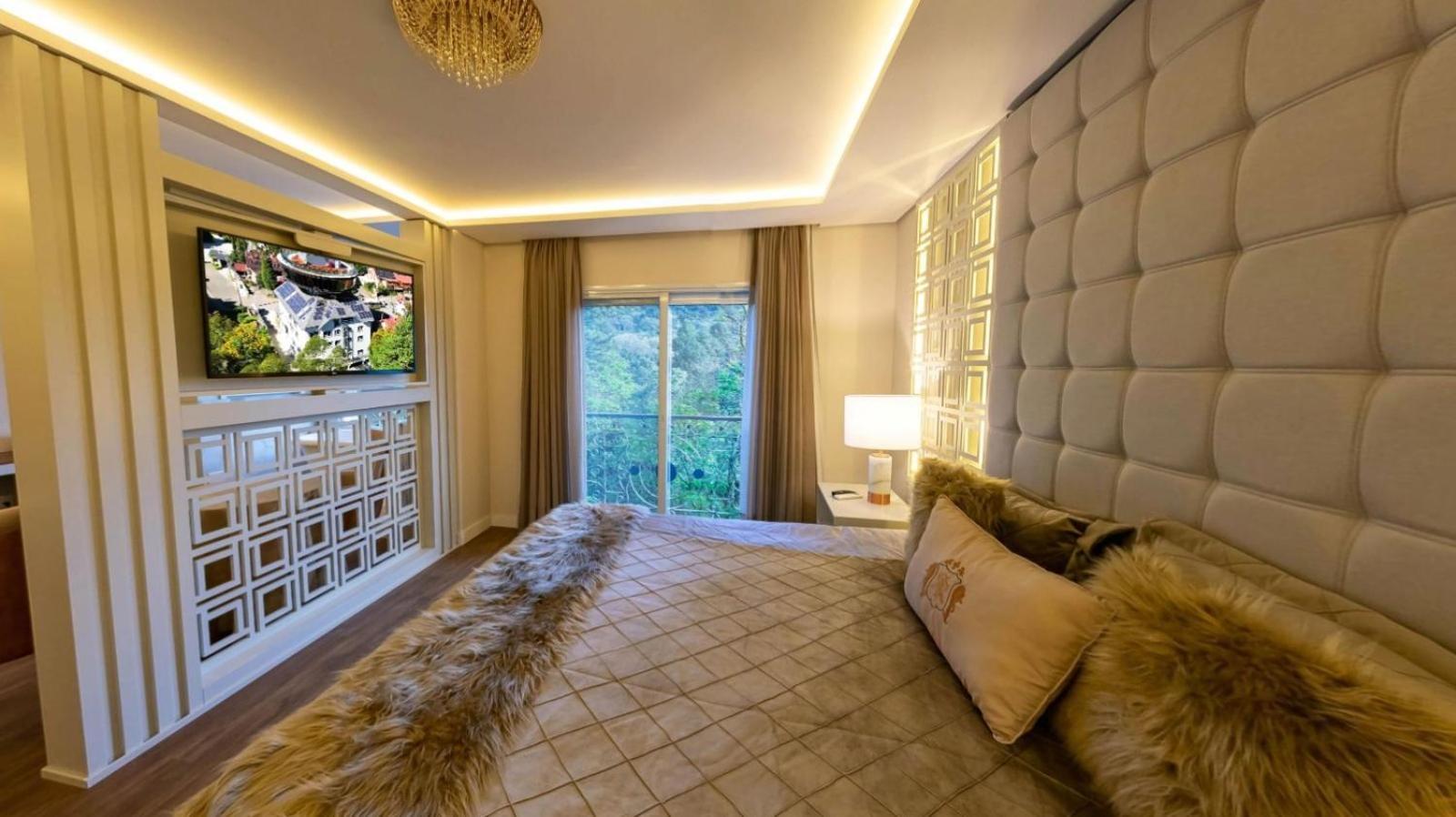 Hotel E Restaurante Giratorio Rf Vision - A Melhor Vista 360 De Gramado Eksteriør billede